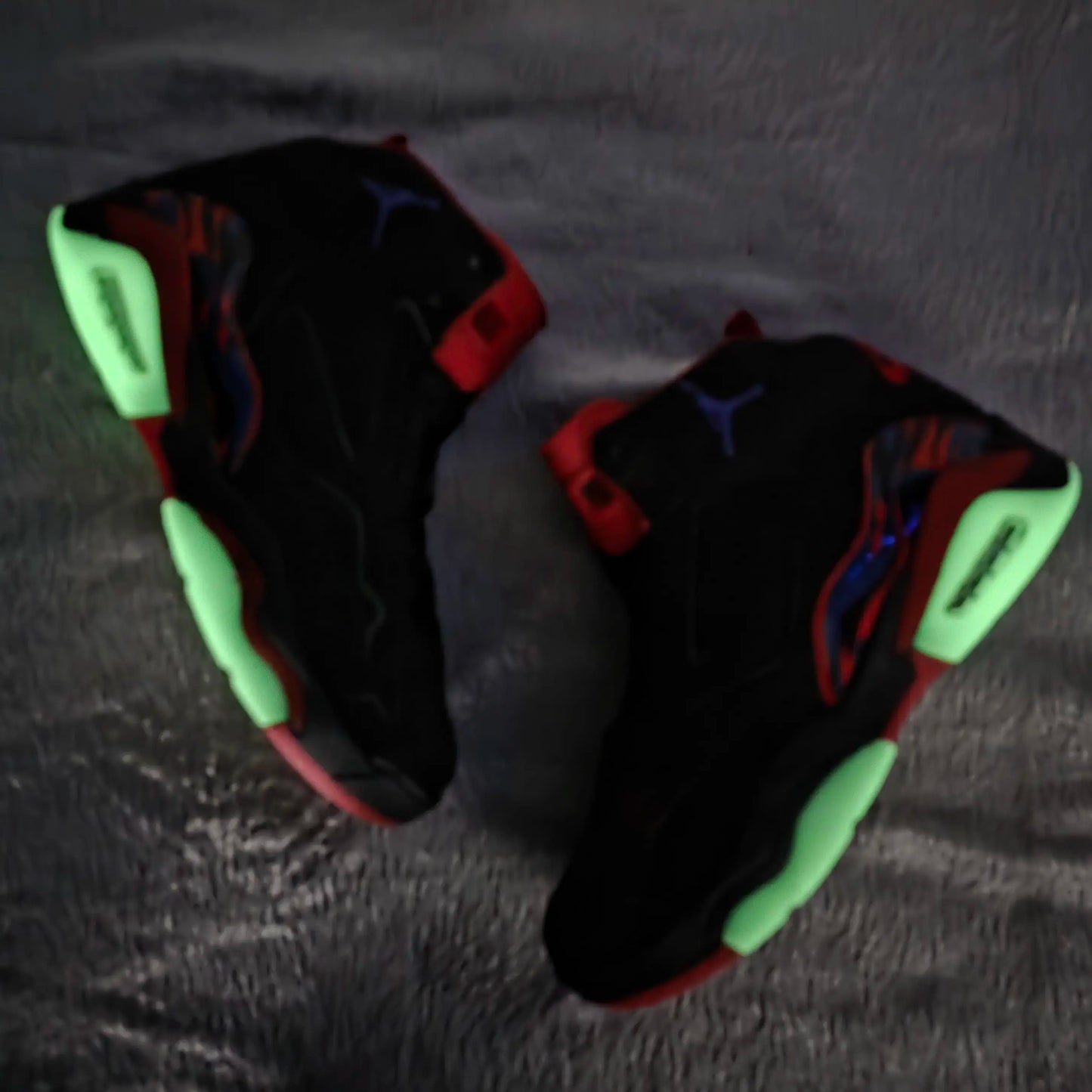 Jumpman MVP Black/Red (Radium Sole)