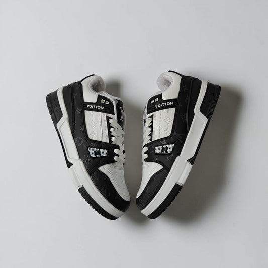 Trainer 1 Black/White