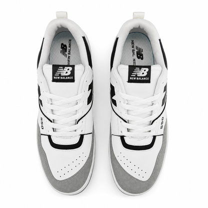 NB Black/White