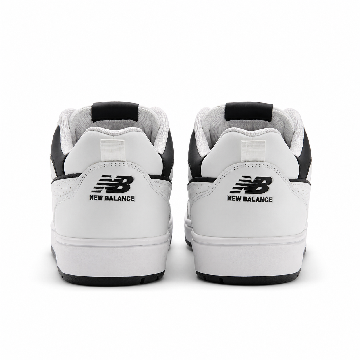 NB Black/White