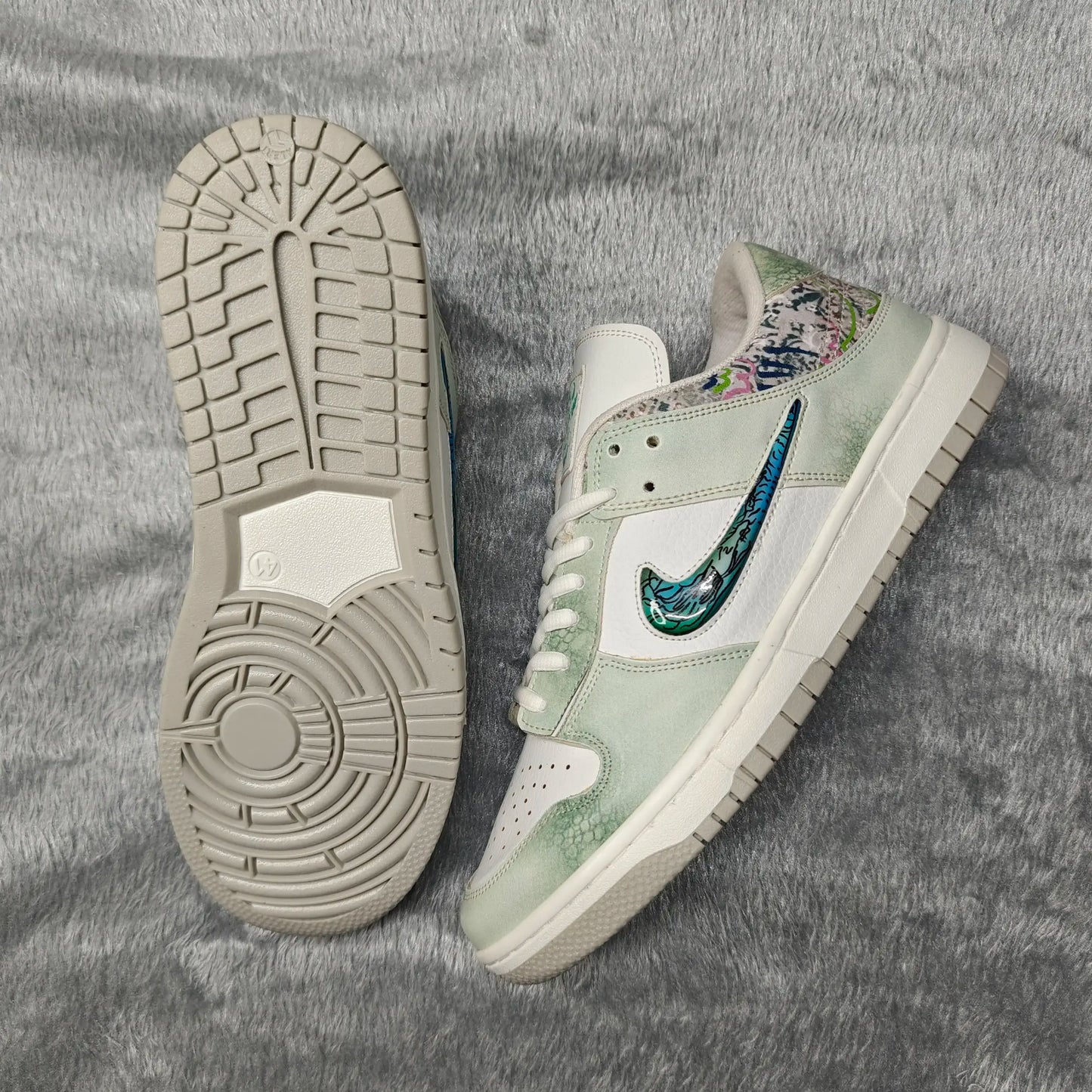 Dunk Low Year of Dragon Steam Puppet